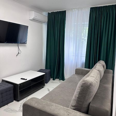 Apartament 3 Camere Trapezului Bukarest Exteriör bild