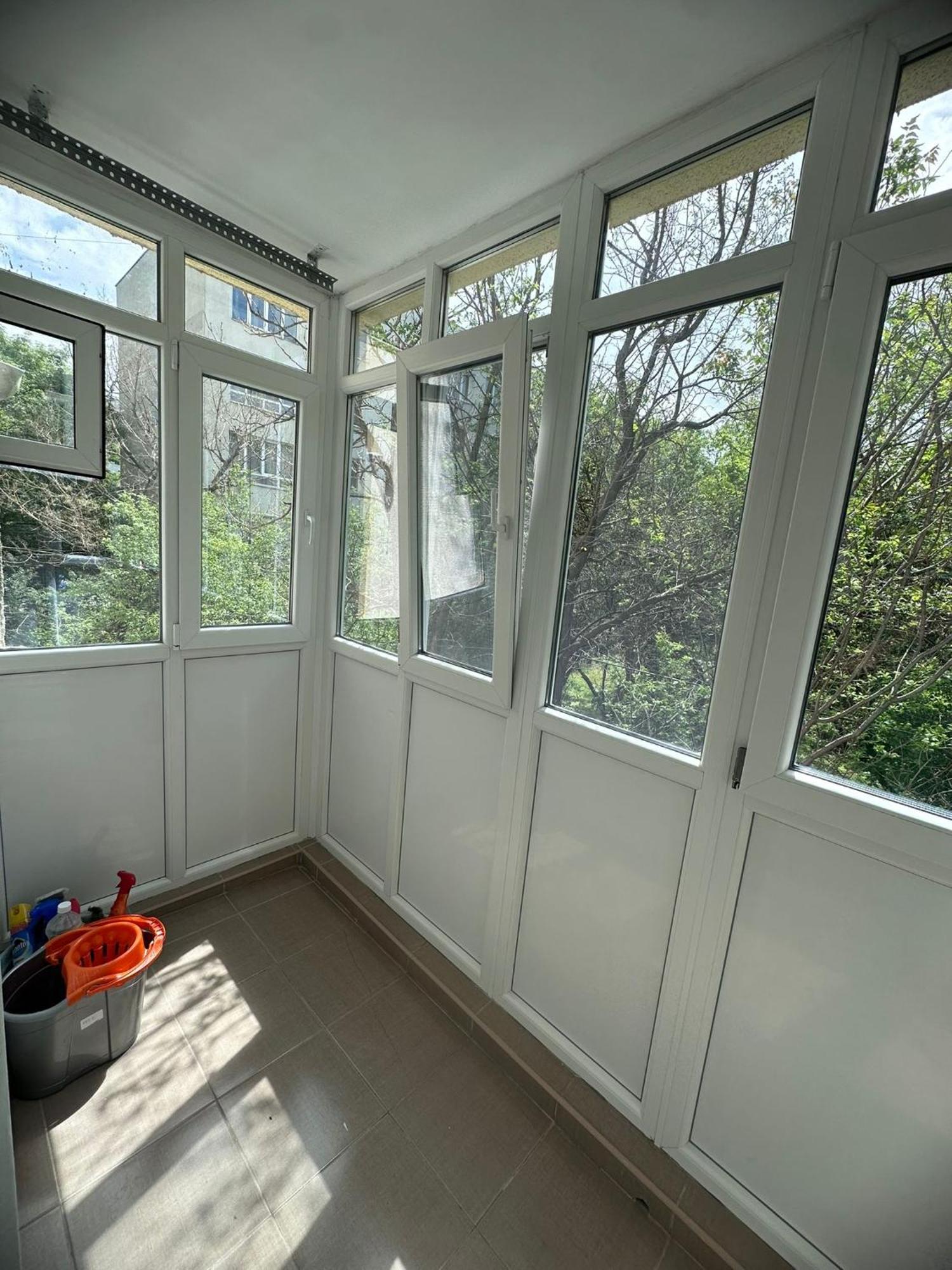 Apartament 3 Camere Trapezului Bukarest Exteriör bild